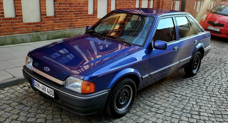 Ford Escort cena 12000 przebieg: 71000, rok produkcji 1989 z Łódź małe 781